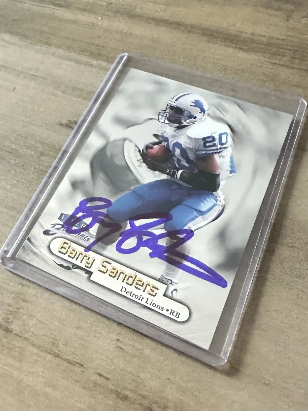 Barry Sanders Signed 1998 Fleer Brilliants #25. Autograph. Detroit Lions.